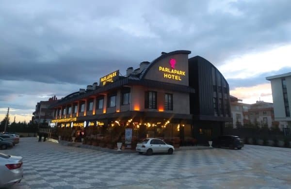 Parla Park Otel