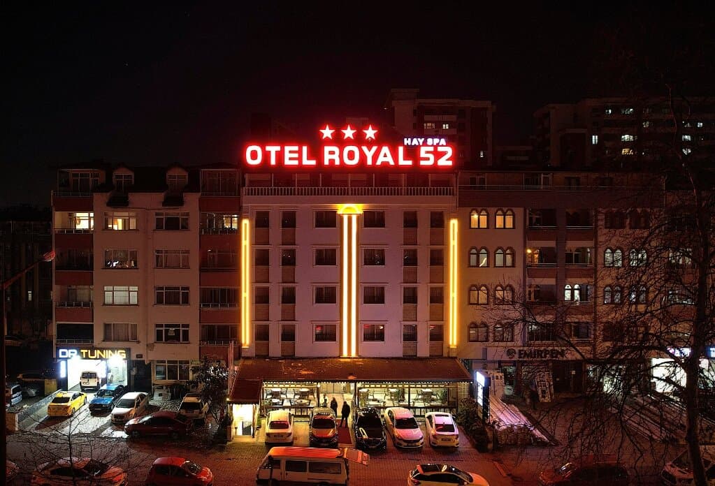 Otel Royal 52