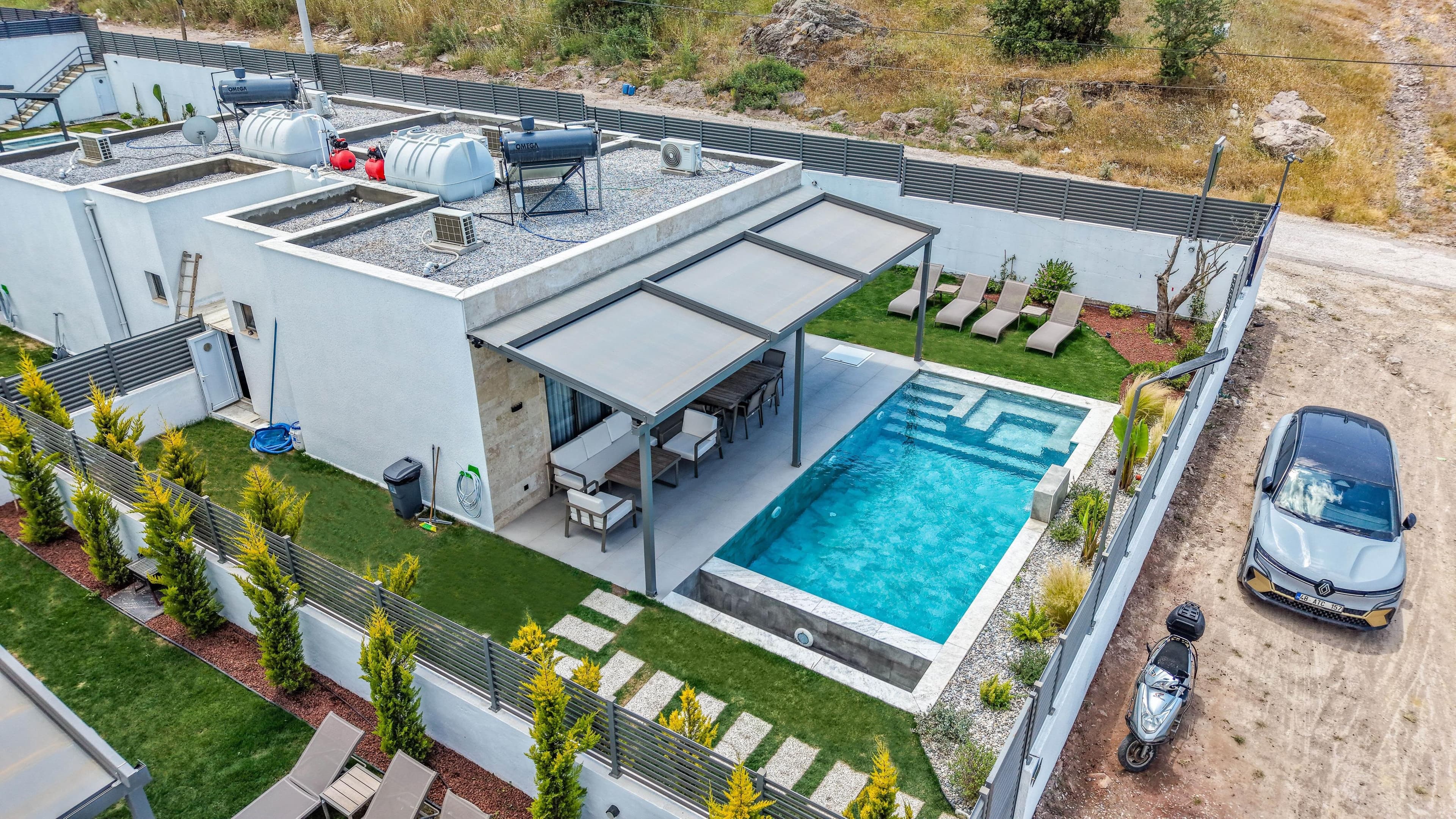 Kaura Villas