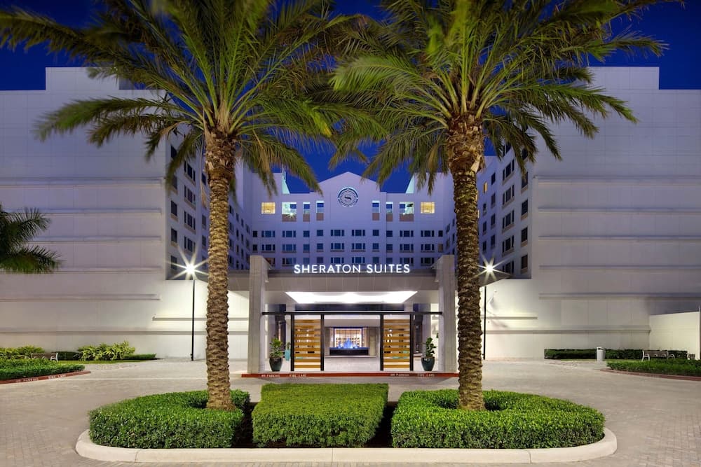 Sheraton® Suites Fort Lauderdale West
