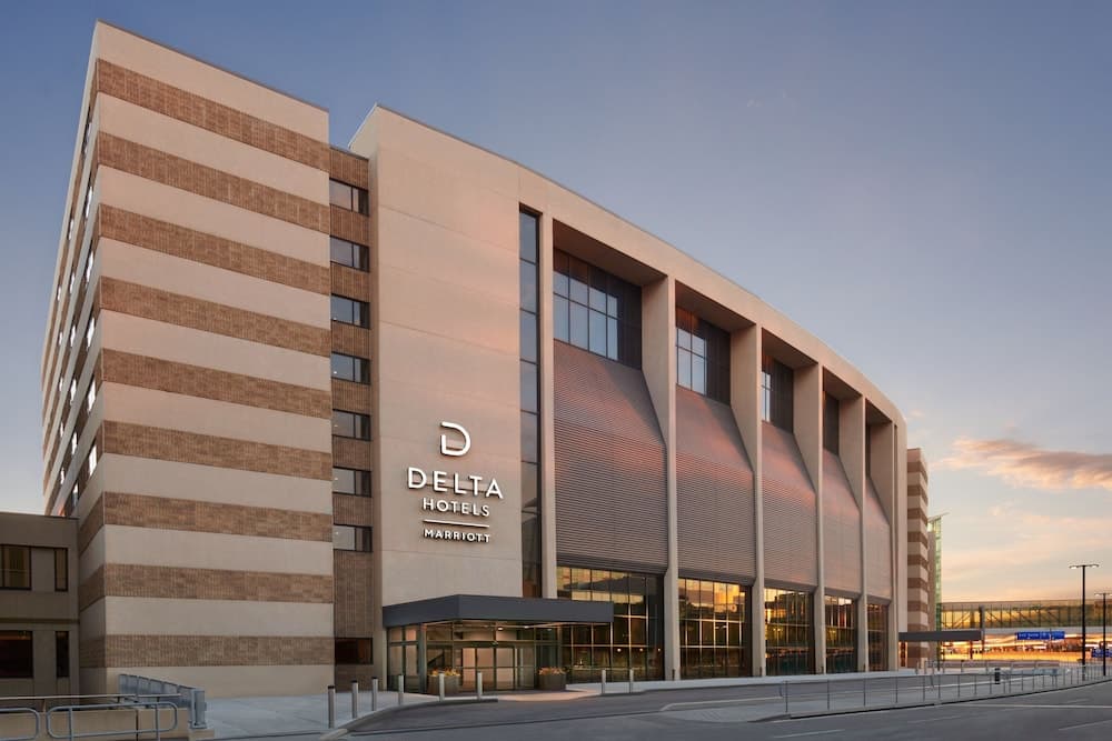 Delta Hotels by Marriott Calgary Airport In-Terminal