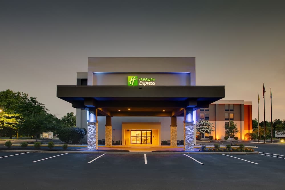 Holiday Inn Express Voorhees - Mt. Laurel  by IHG