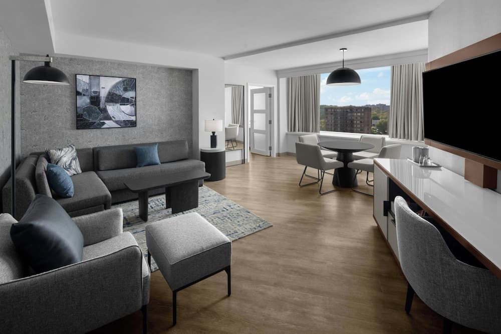 The National Landing Hotel Crystal City