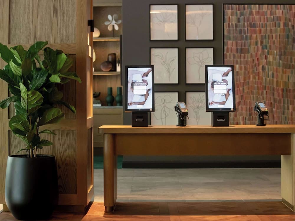 Giriş/çıkış büfesi