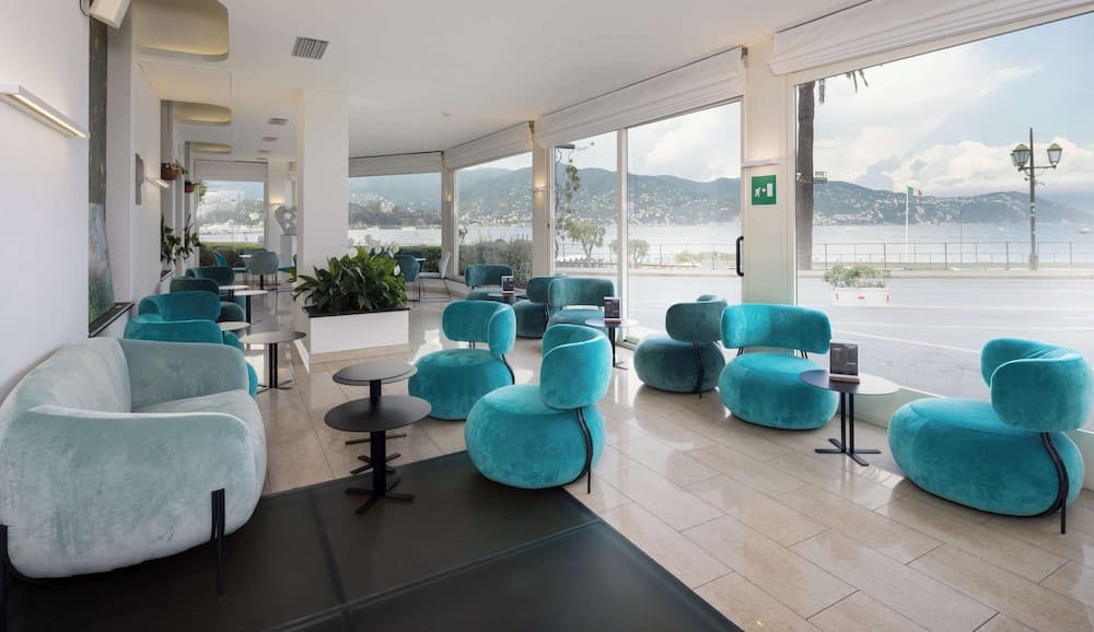 Lobi dinlenme salonu