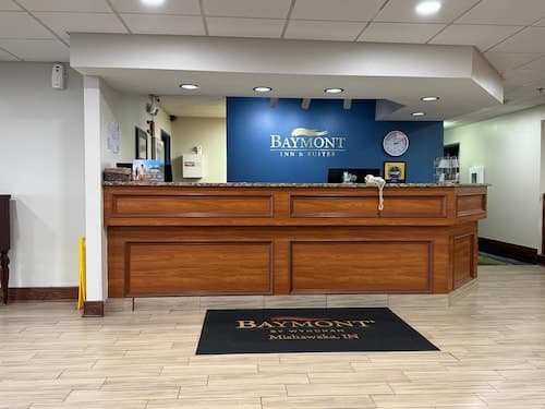 Baymont by Wyndham Mishawaka South Bend Area