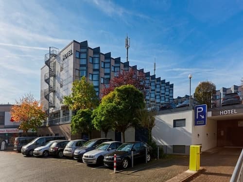 Sunday Hotel Köln Brühl