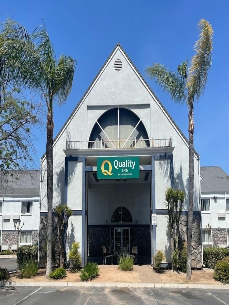 Quality Inn Fresno Yosemite Airport