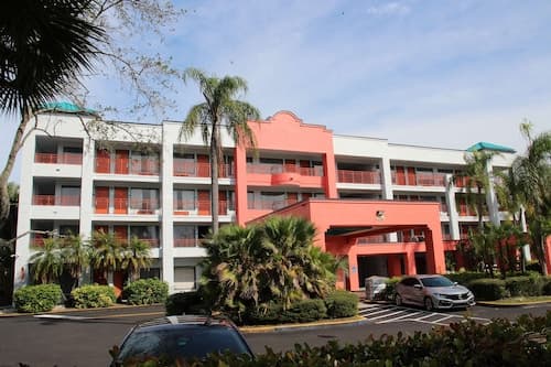 Boca Suites Deerfield Beach, SureStay Collection by BW