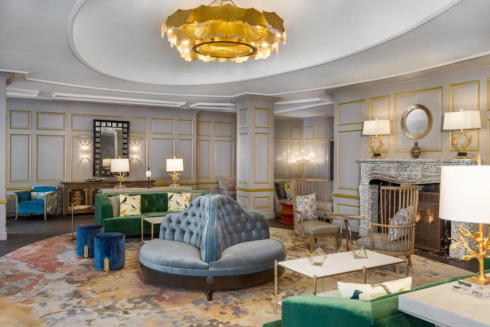 Lobi dinlenme salonu