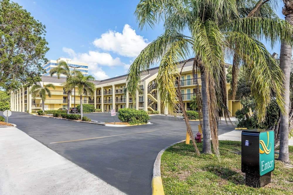 Quality Inn Palm Beach International Airport