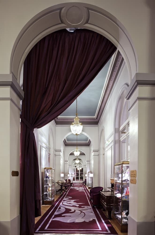 Lobi dinlenme salonu