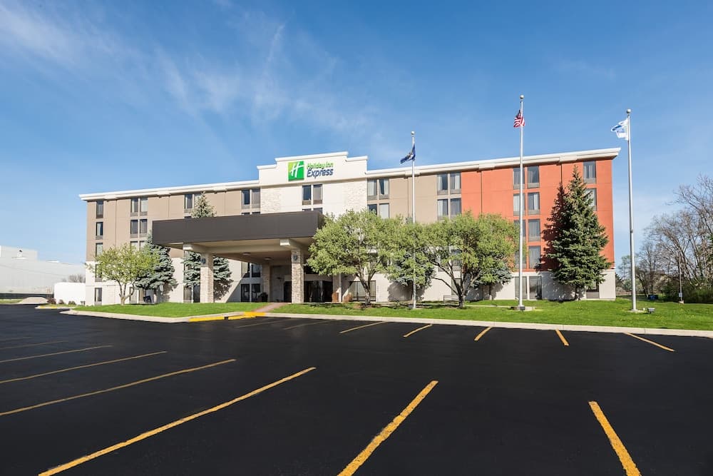Holiday Inn Express Flint-Campus Area by IHG