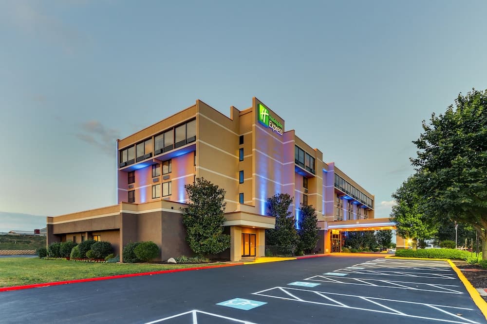 Holiday Inn Express Aberdeen by IHG