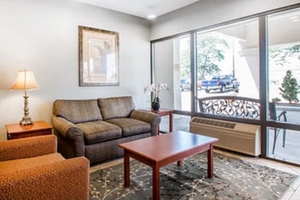 Lobi dinlenme salonu