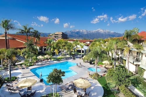 DoubleTree by Hilton Ontario Airport