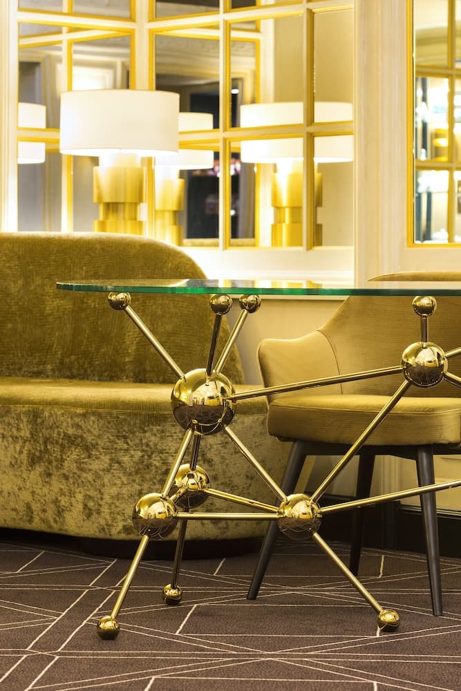 Lobi dinlenme salonu