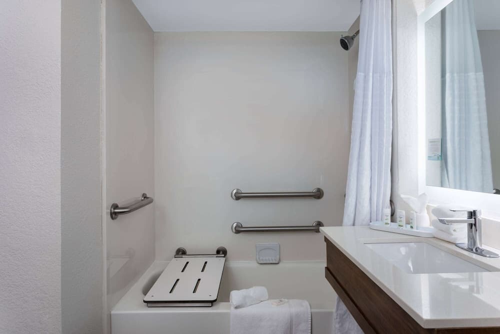 La Quinta Inn by Wyndham Pensacola