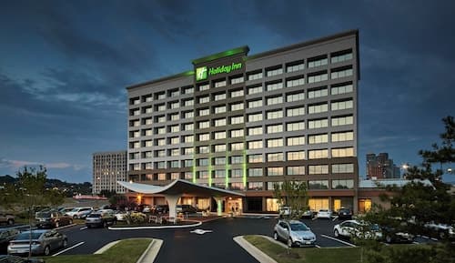 Holiday Inn Alexandria at Carlyle by IHG