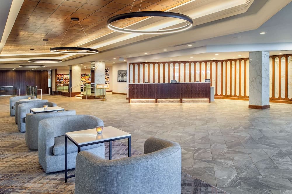 Hilton St. Louis Airport