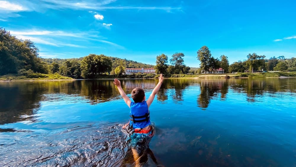 The Shawnee Inn and Golf Resort