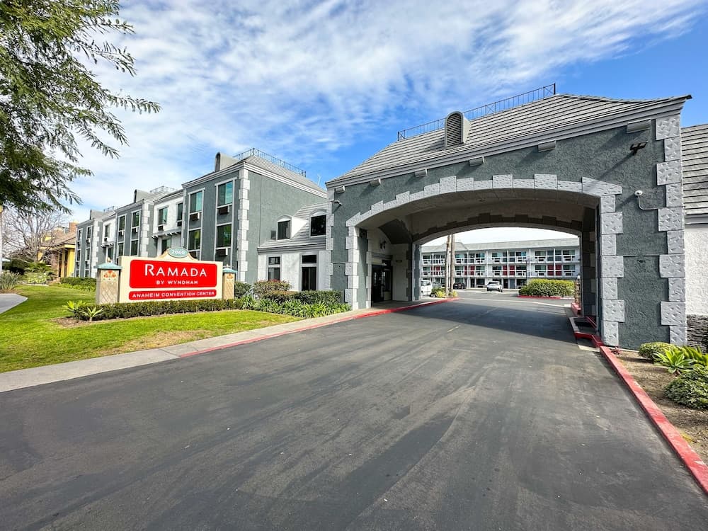 Ramada by Wyndham Anaheim Convention Center