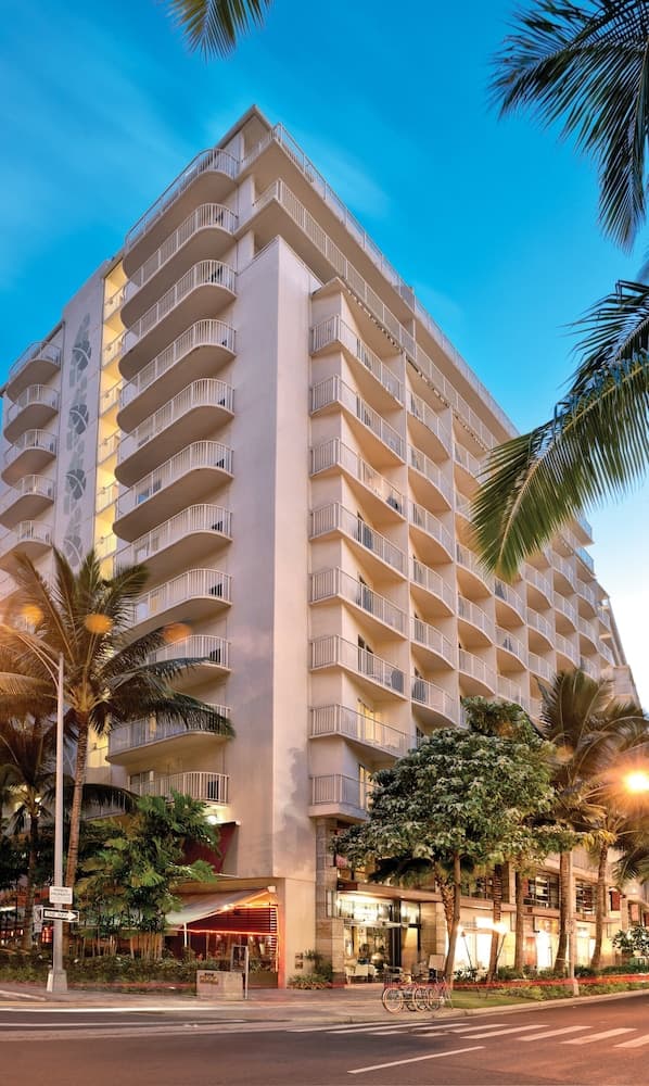Club Wyndham at Waikiki Beach Walk
