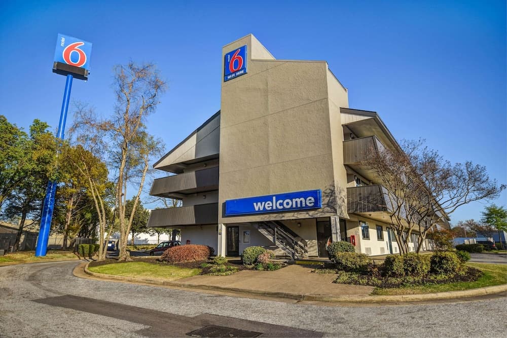 Motel 6 Memphis, TN - Downtown