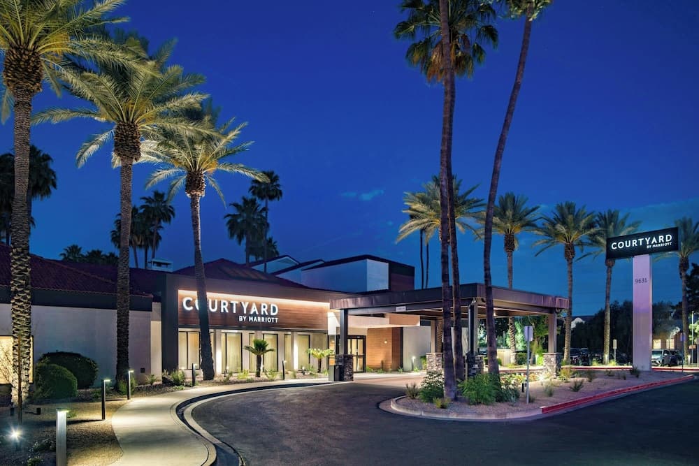 Courtyard Phoenix North by Marriott