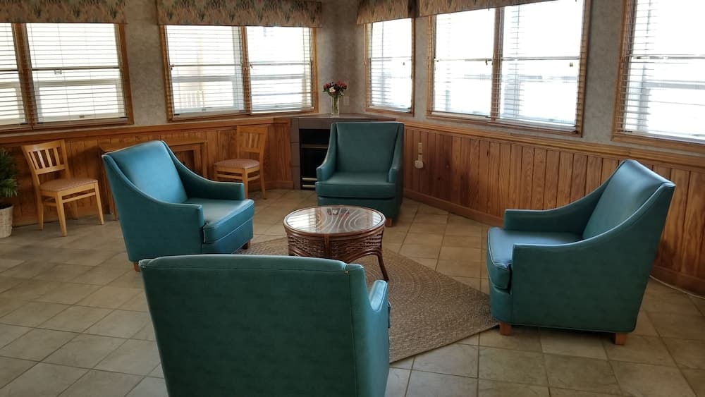 Mariner Inn and Suites