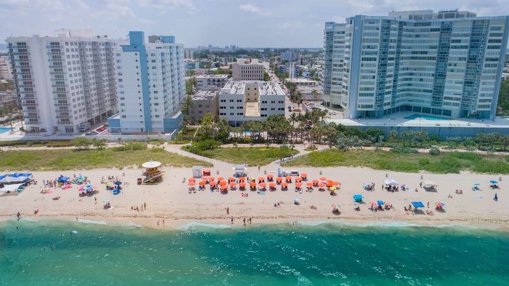 Crystal Beach Suites Miami Oceanfront Hotel