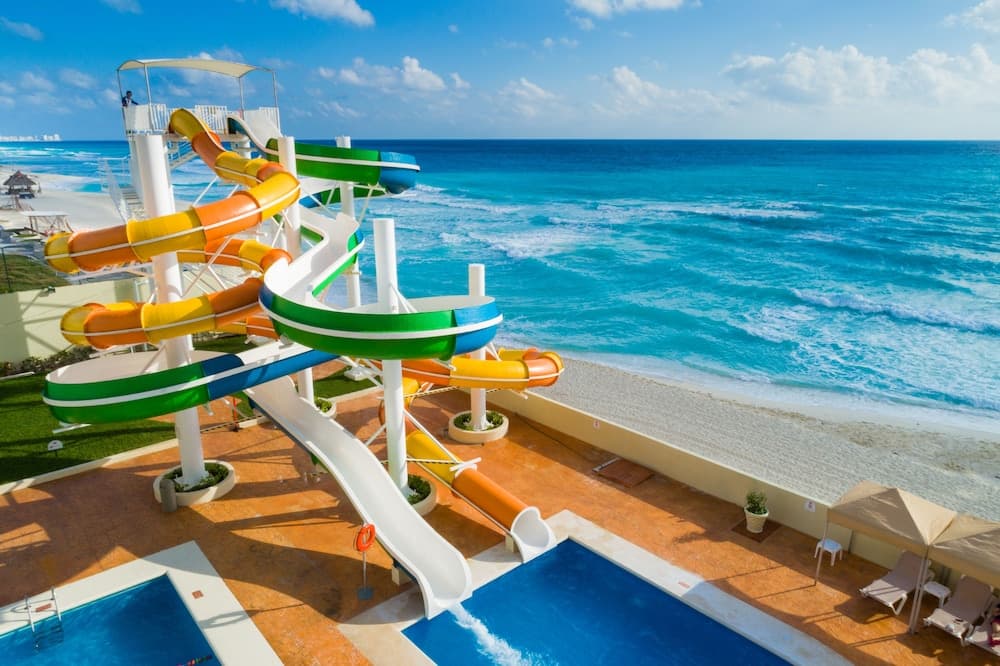 Crown Paradise Club Cancun All Inclusive