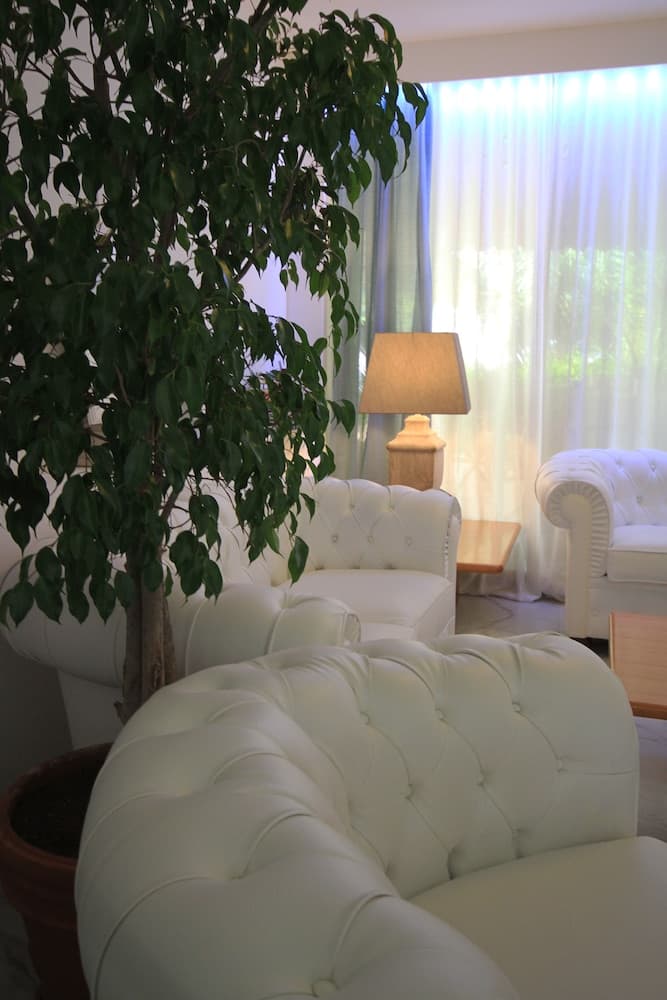 Lobi dinlenme salonu