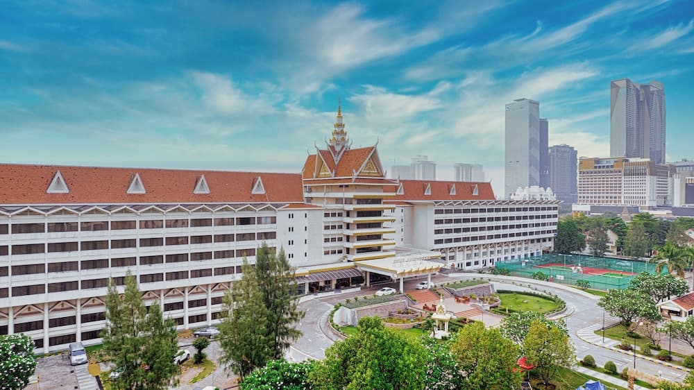 Hotel Cambodiana