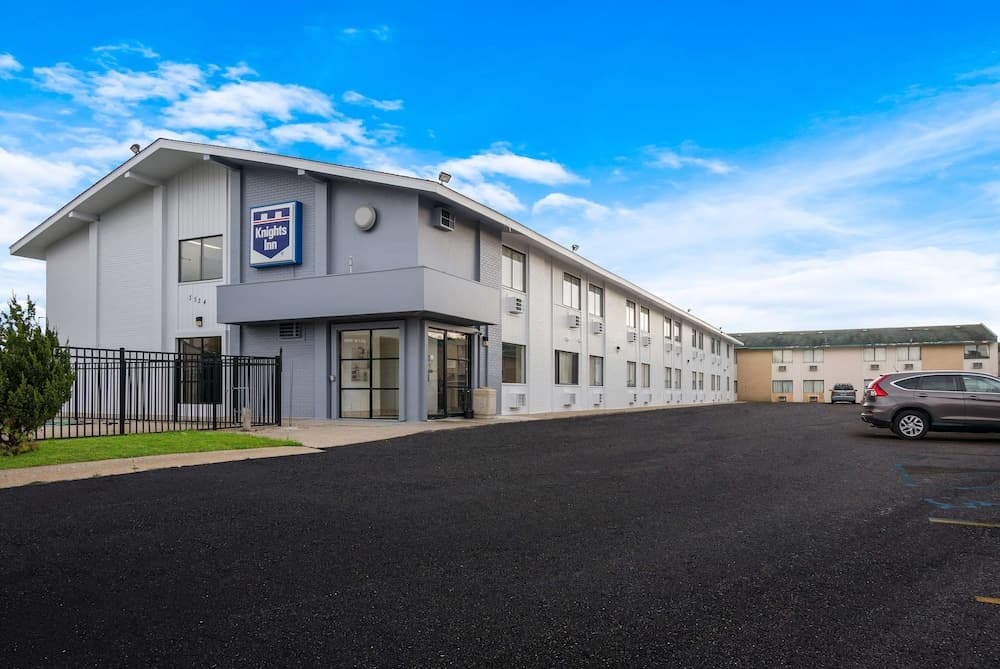 Knights Inn Grand Rapids