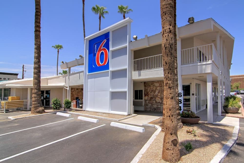 Motel 6 Old town Scottsdale/Fashion Square