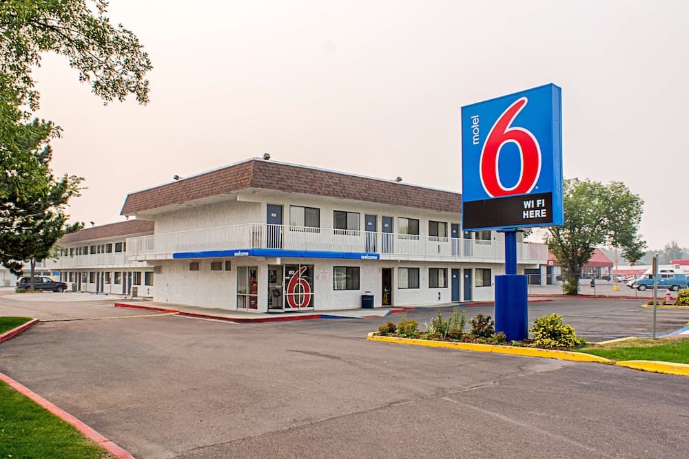 Motel 6 Kalispell, MT