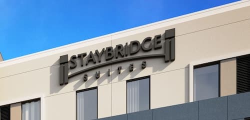 Staybridge Suites Phoenix North I-17 by IHG