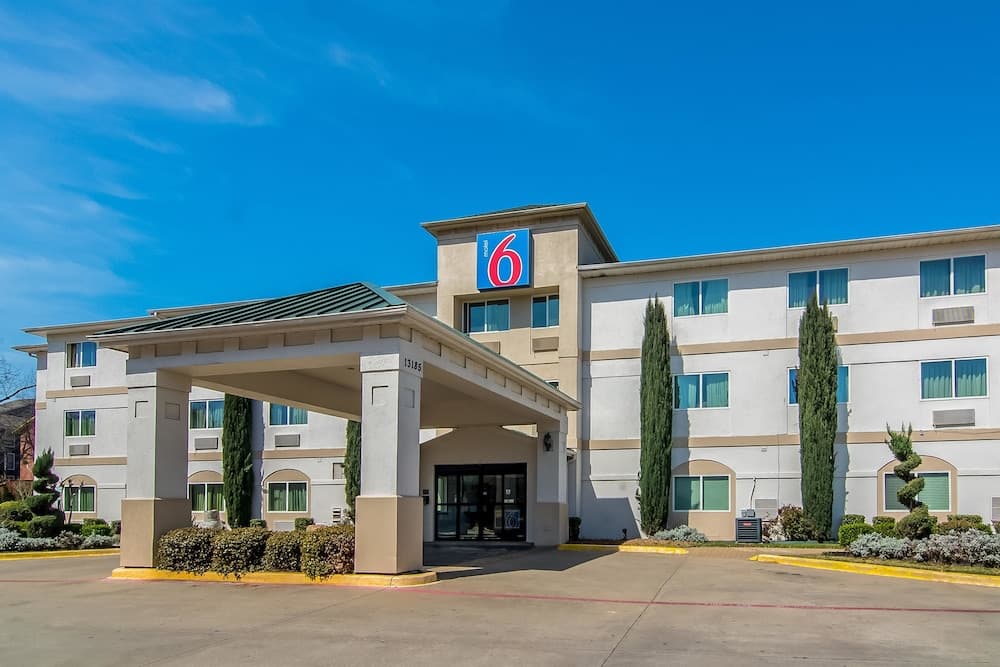 Motel 6 Dallas, TX - North - Richardson
