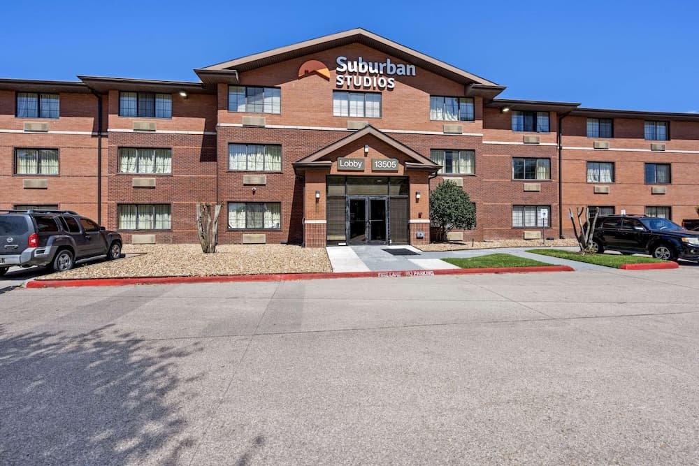 Suburban Studios Houston North I-45