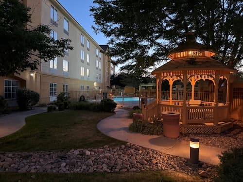 La Quinta Inn & Suites by Wyndham Pueblo