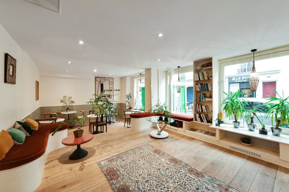 Lobi dinlenme salonu