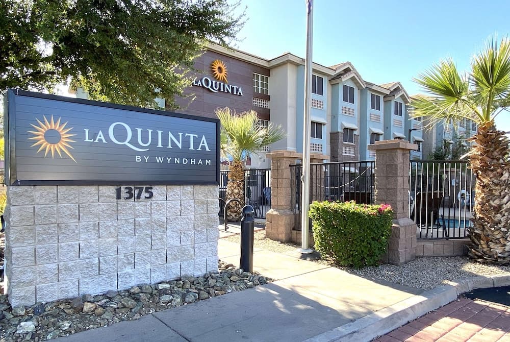 La Quinta Inn & Suites by Wyndham Tempe University / Phoenix