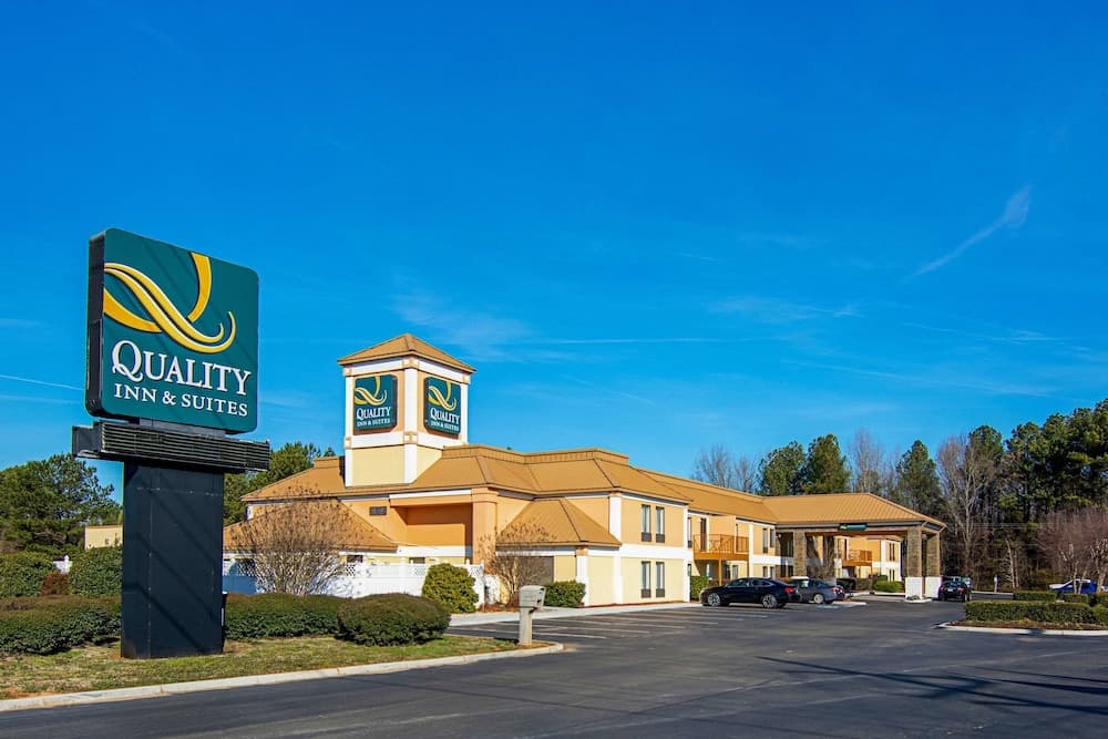 Quality Inn & Suites