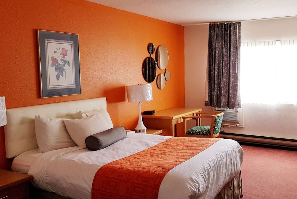 Howard Johnson by Wyndham Fort St. John