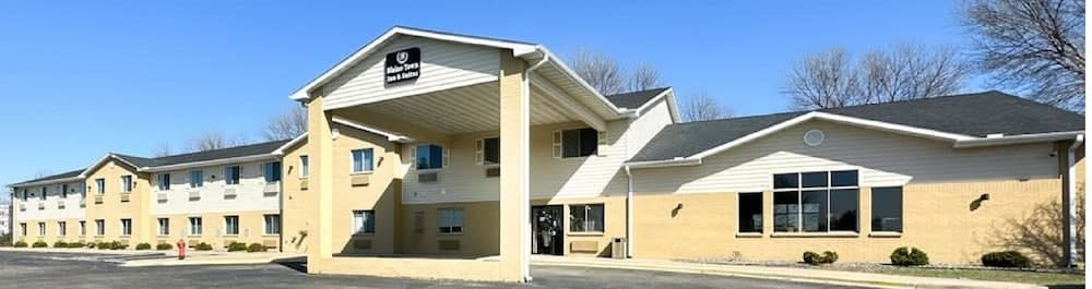 Blaine Town Inn & Suites