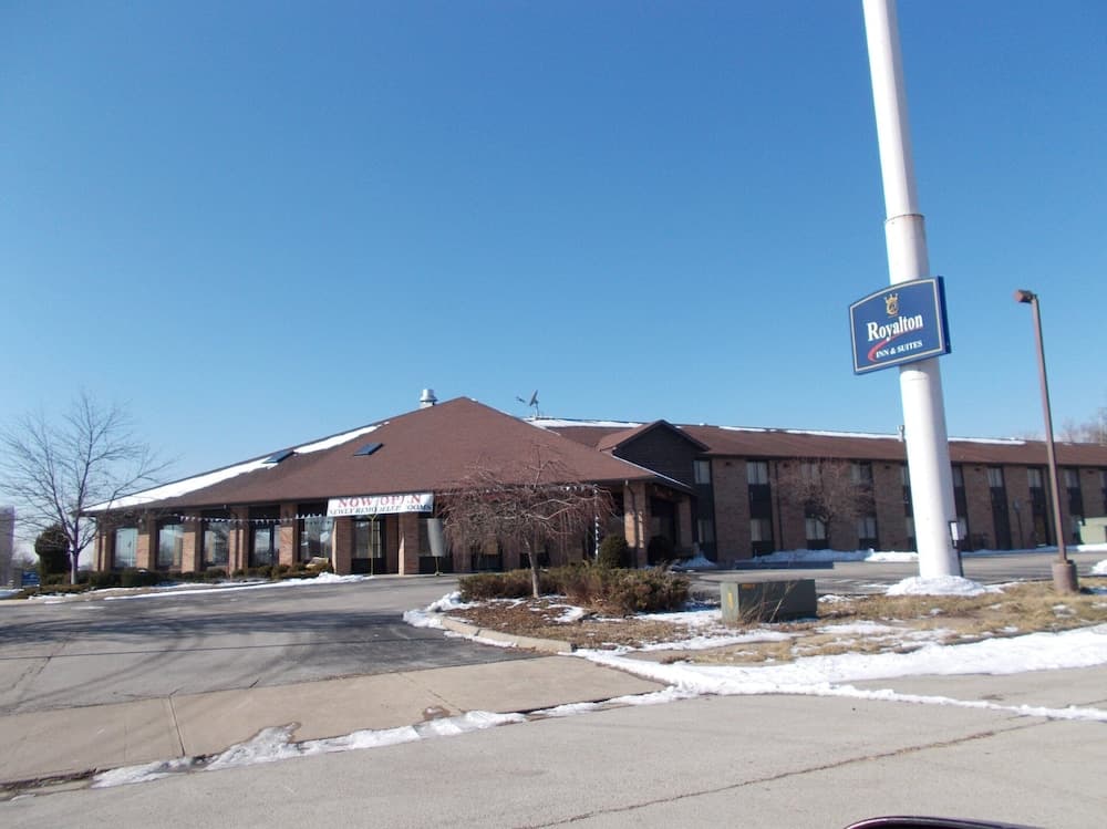 Royalton Inn and Suites Wilmington