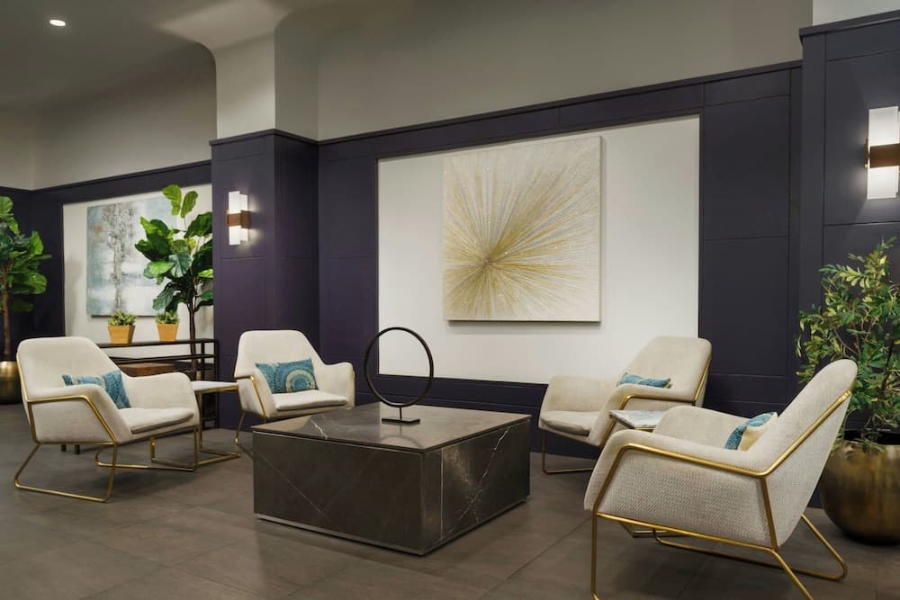 Lobi dinlenme salonu