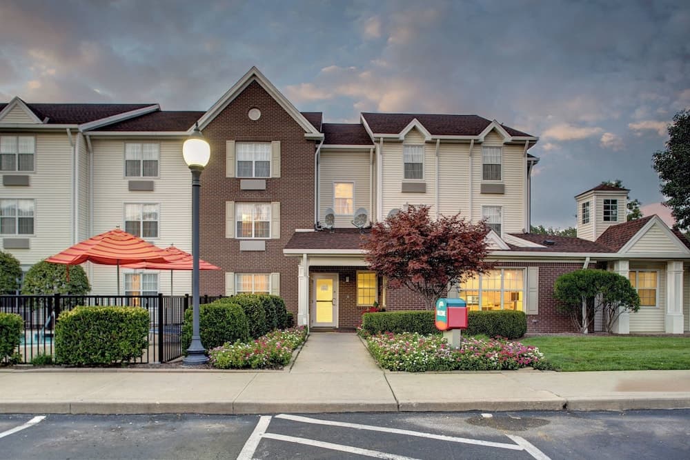 Towneplace Suites By Marriott Cleveland Westlake