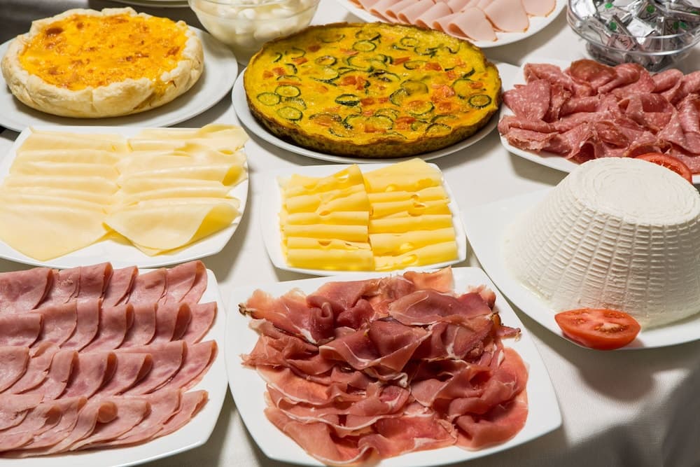 Açık büfe kahvaltı